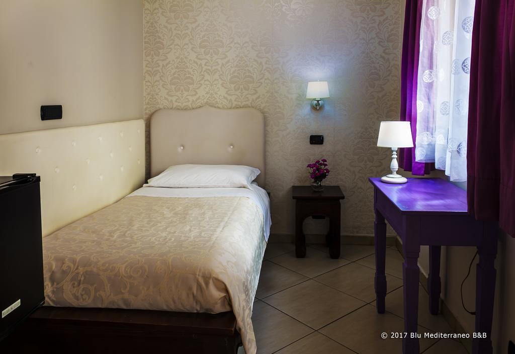 Blu Mediterraneo B&B Messina Bagian luar foto