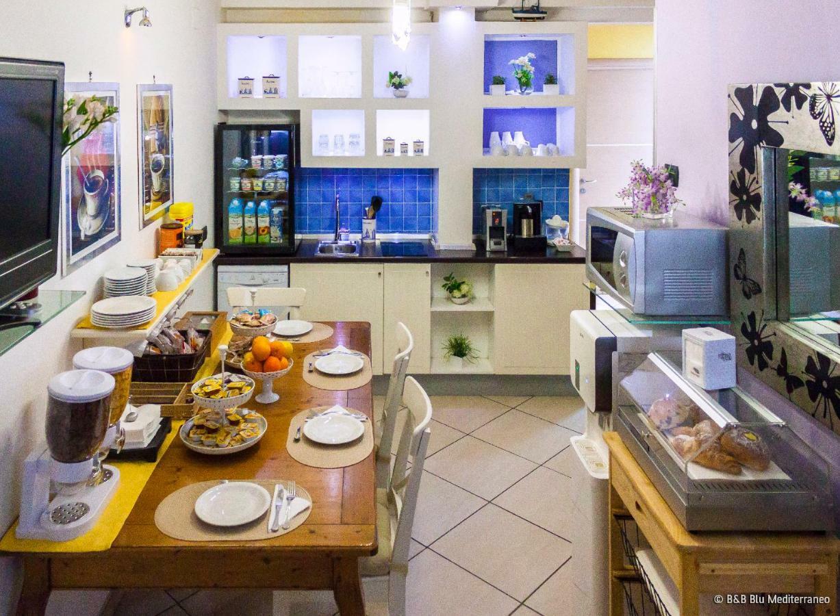 Blu Mediterraneo B&B Messina Bagian luar foto
